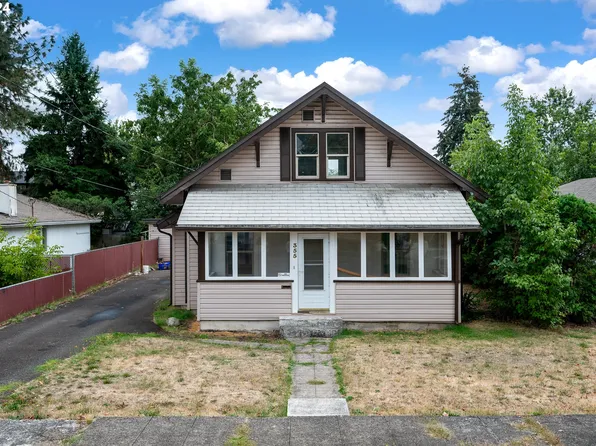 355 W Exeter St, Gladstone, OR 97027