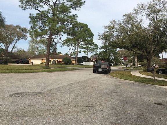 5th image of 14104 Fennsbury Dr