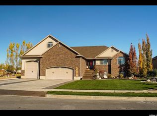 3908 W 1875 N, Plain City, UT 84404