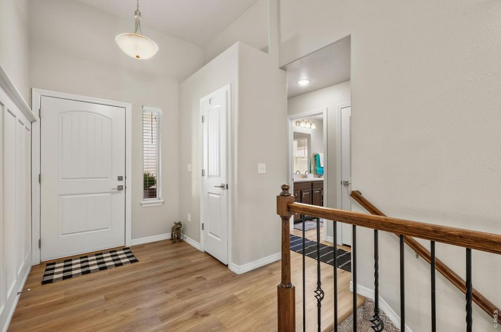 5460 Ault Dr