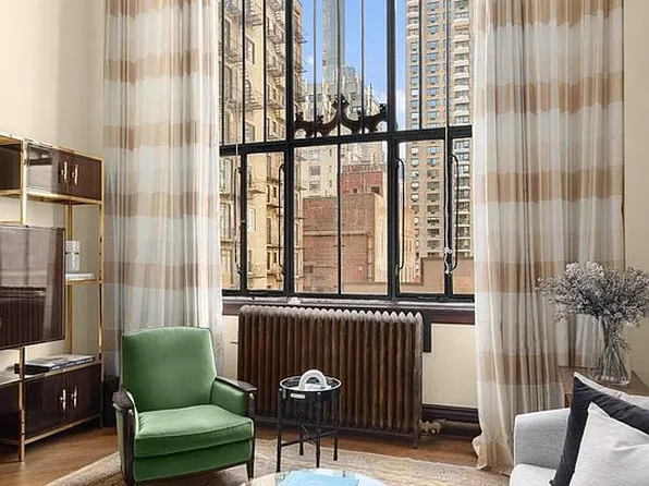 1 W 67th St #512, Manhattan, NY 10023