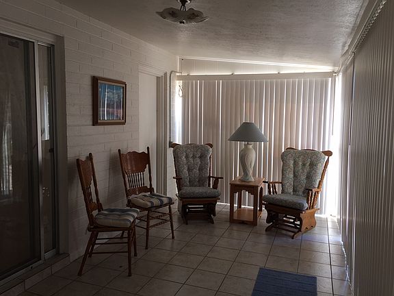 Add'l view of AZ room