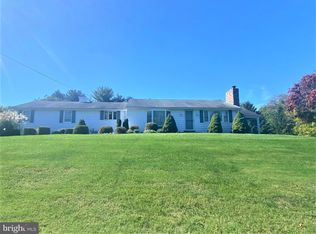 2984 Gallows Hill Rd, Riegelsville, PA 18077