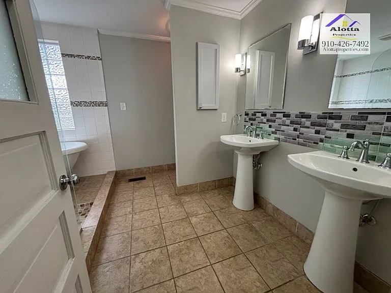 213 Marshall Rd — Photo 14