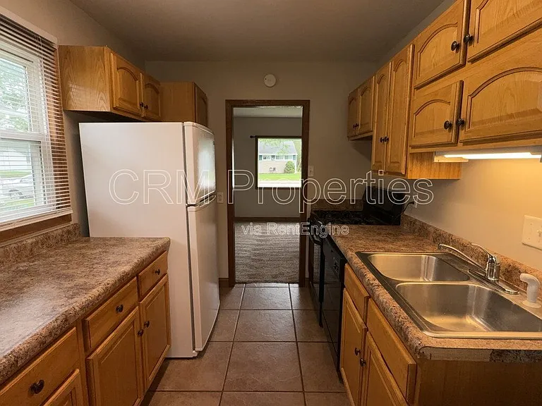1504 N Philips St — Photo 7