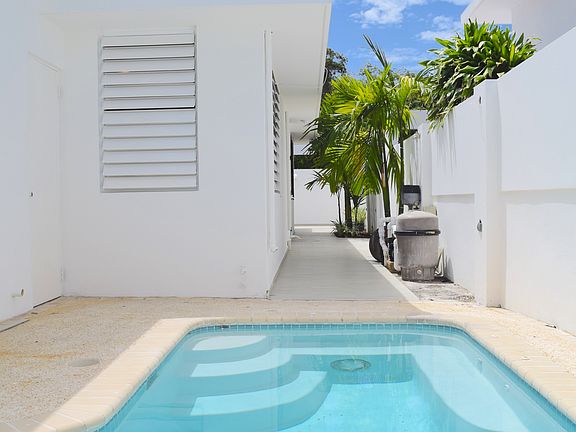 2nd image of 34 Calle Hija Del Caribe - Hato Rey