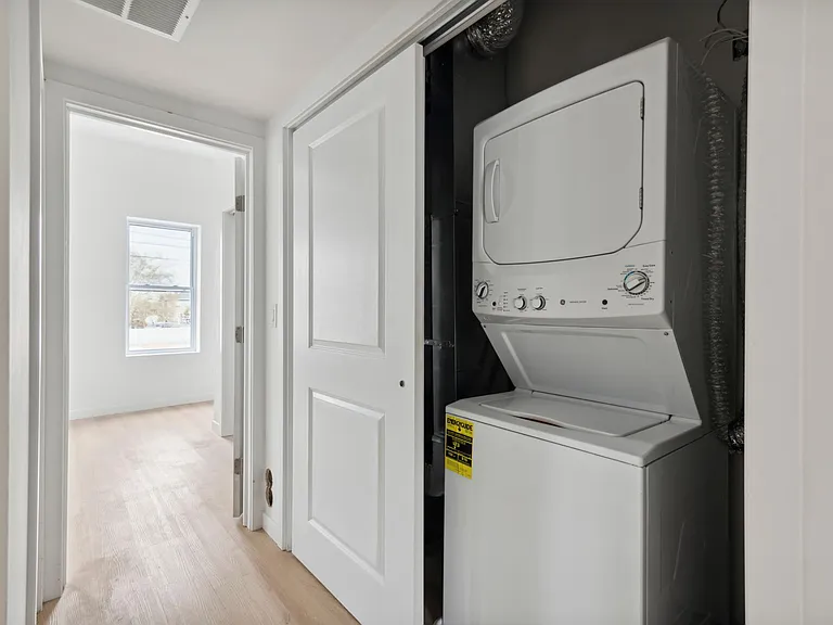 5102 Arch St — Photo 5