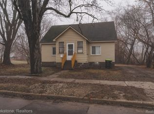 438 Franklin Rd, Pontiac, MI 48341