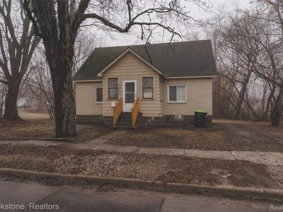 438 Franklin Rd, Pontiac, MI, 48341