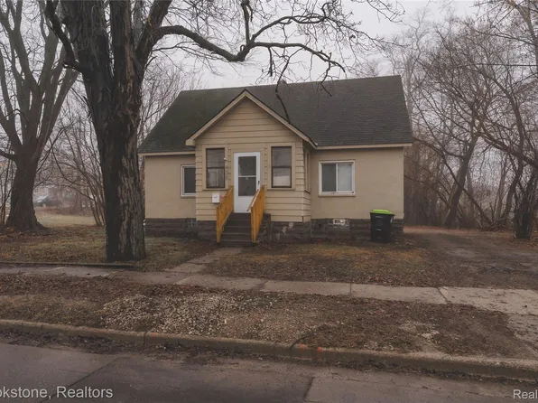 438 Franklin Rd, Pontiac, MI 48341