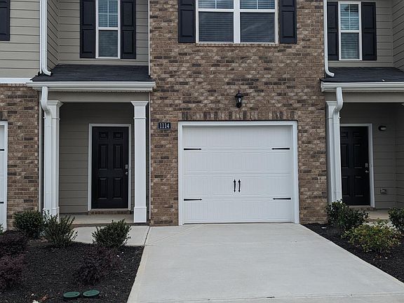 2nd image of 1114 Bramhall Dr