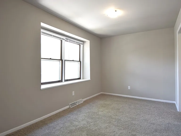 Woodland Reserve Apartments — Photo 94