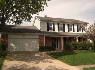 3252 Ailsworth Ct, Darien, IL