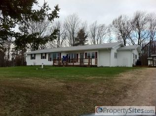 128 W Six Mile Rd, Sault Sainte Marie, MI 49783