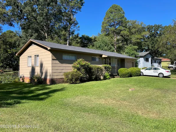 5723 Angle St, Jackson, MS 39206