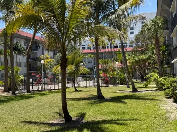8101 SW 72nd Ave, Miami, FL