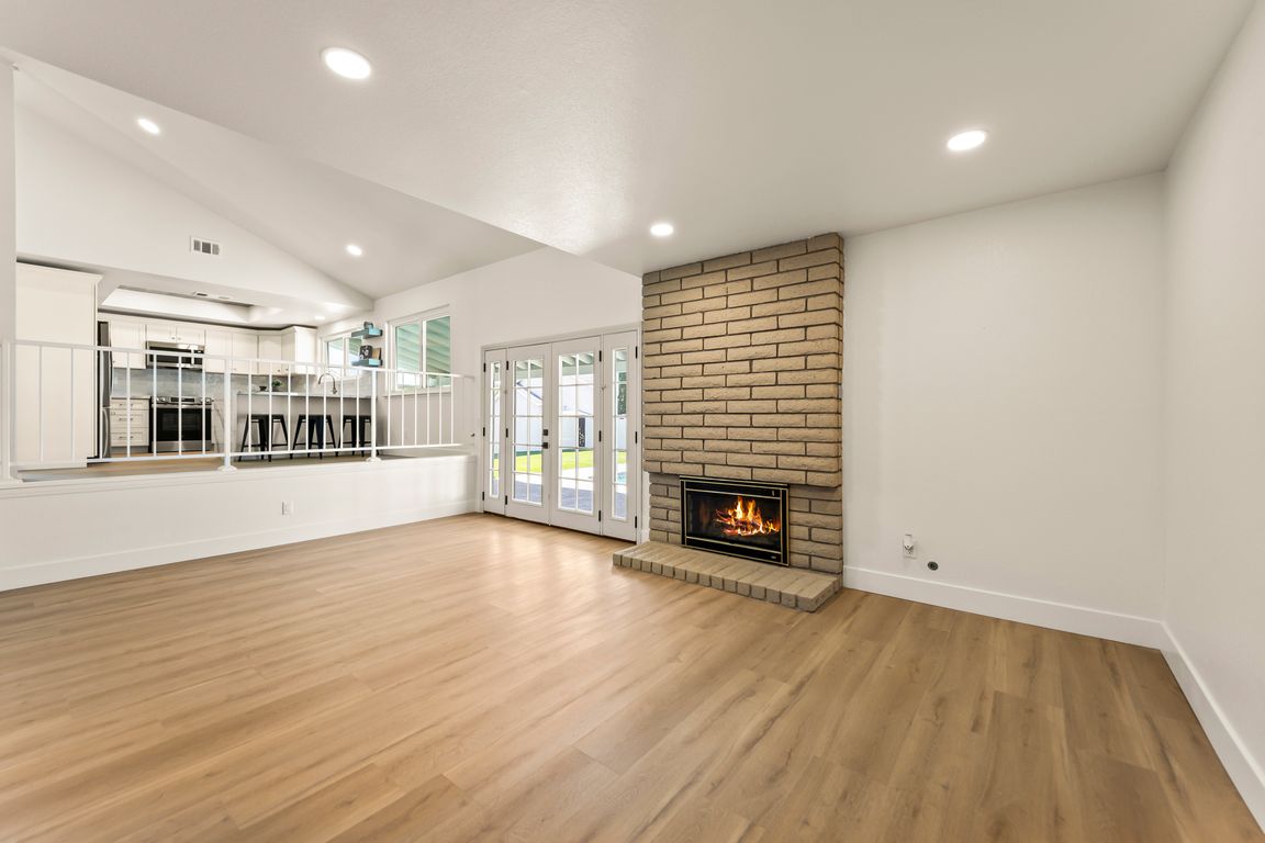 next background image