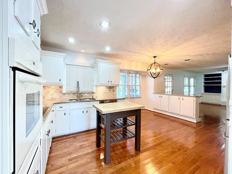 2395 Brownstone Ct — Photo 17