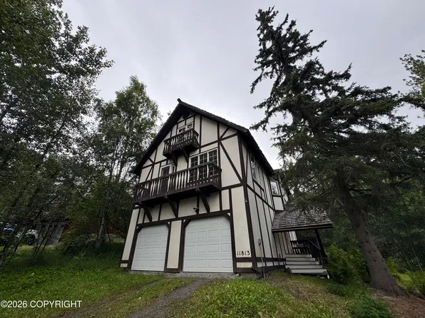 11813 Birch Hills Dr, Eagle River, AK 99577
