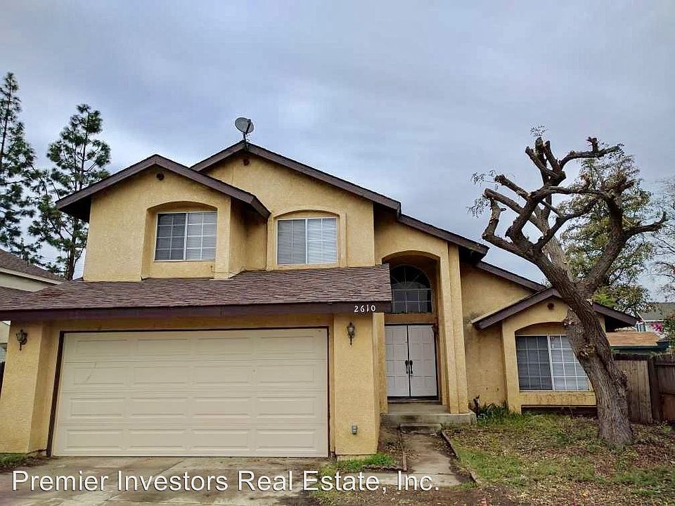 1st image of 2610 Blue Fox Dr