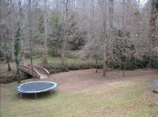 647 Cary Dr, Auburn, AL 36830