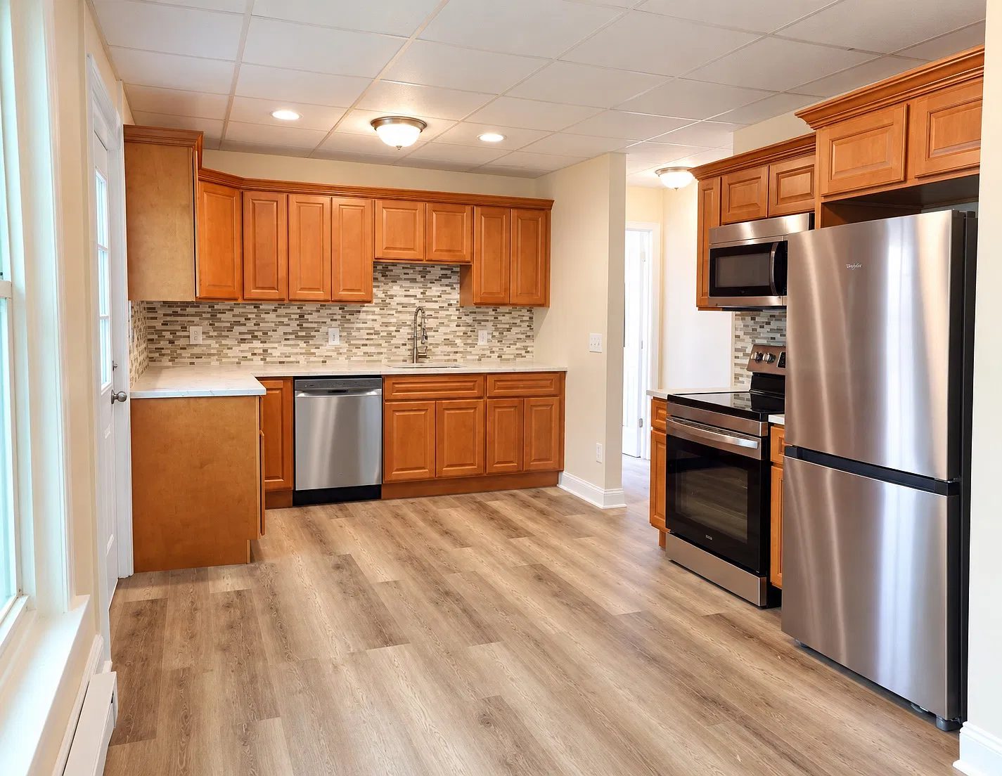 3 bed, 1800 sqft, $2,350 — Photo 2