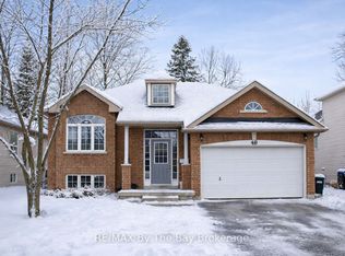 48 Rose Valley Way, Wasaga Beach, ON L9Z 3C4