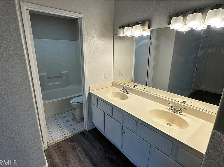 1445 John Juarez Way — Photo 10