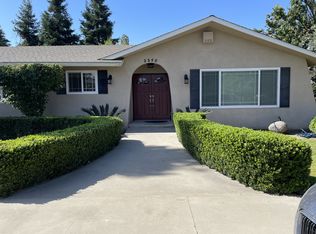 2350 Windsor Dr, Kingsburg, CA 93631