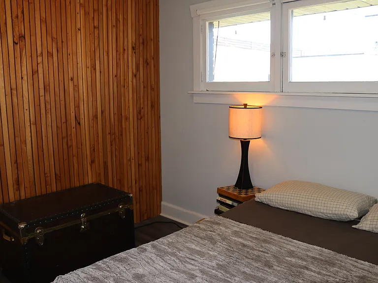 1010 E Elm Ave — Photo 16