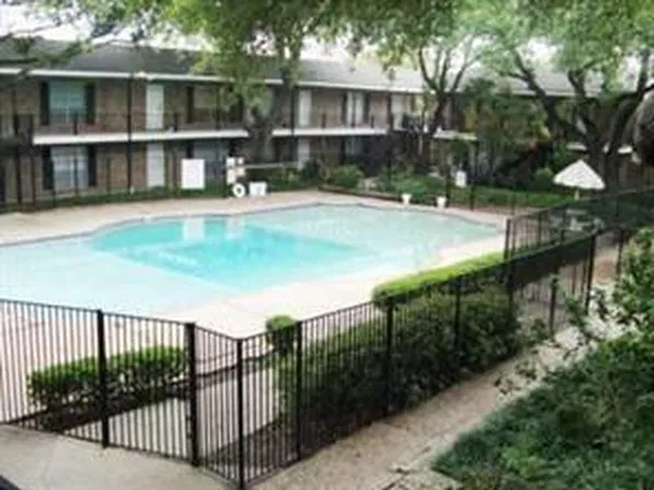 6405 Westward St APT 88, Houston, TX 77081