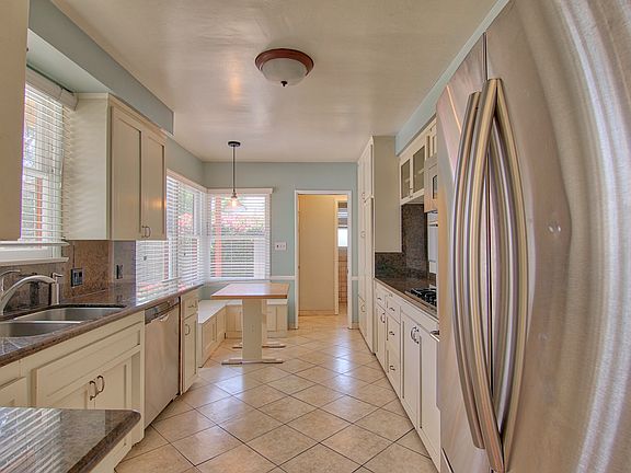 5th image of 11214 Huntley Pl