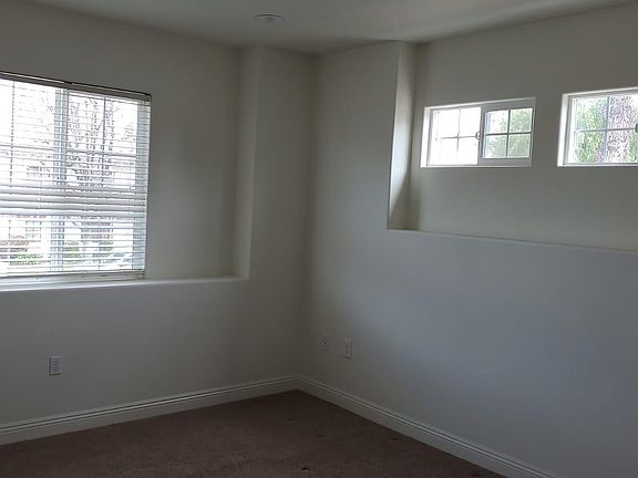 5th image of 1762 Patricia Ave Unit 3