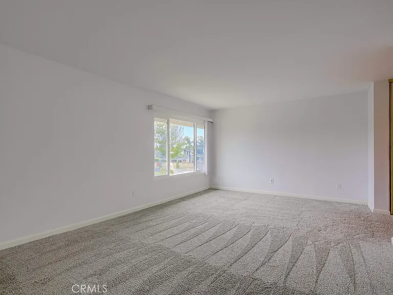 24511 Jeremiah Dr — Photo 36