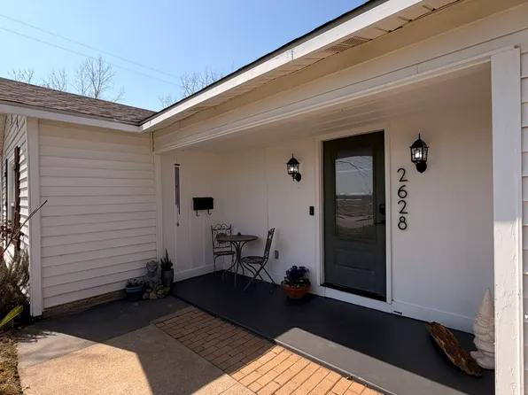 2628 Cravens Rd, Fort Worth, TX 76112