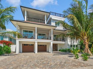 9407 Gulf Dr, Anna Maria, FL 34216