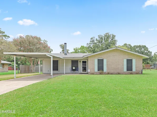 132 Kentwood Dr, Carencro, LA 70520