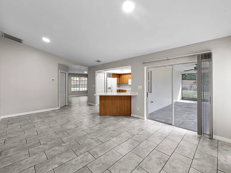 1206 Baldwin Pl — Photo 16