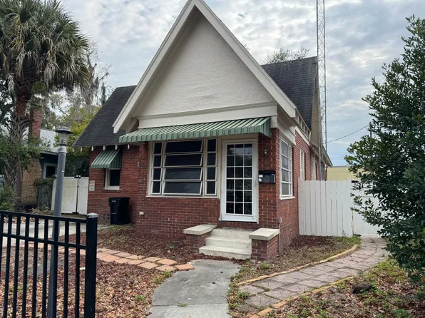 17 NW 7th Ter, Gainesville, FL 32601