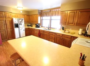 215 1st Ave N, Freeport, MN 56331