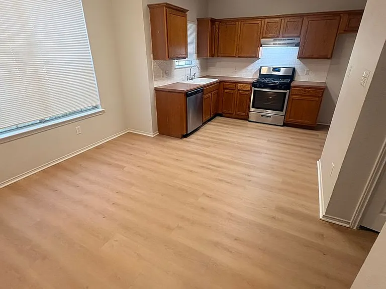 17314 Tobermory Dr — Photo 4