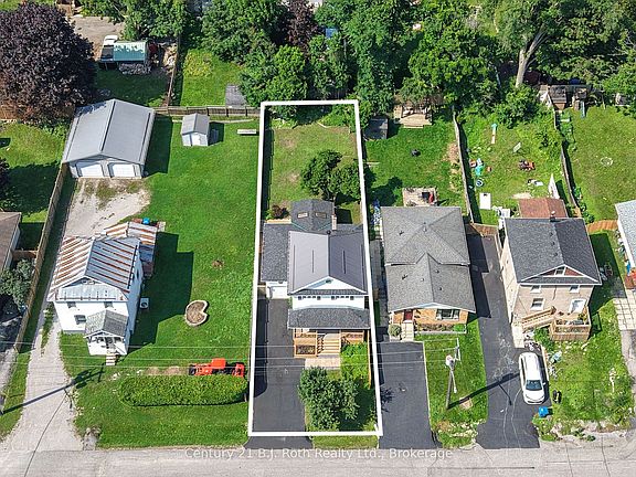 5th image of 12 Clinton St