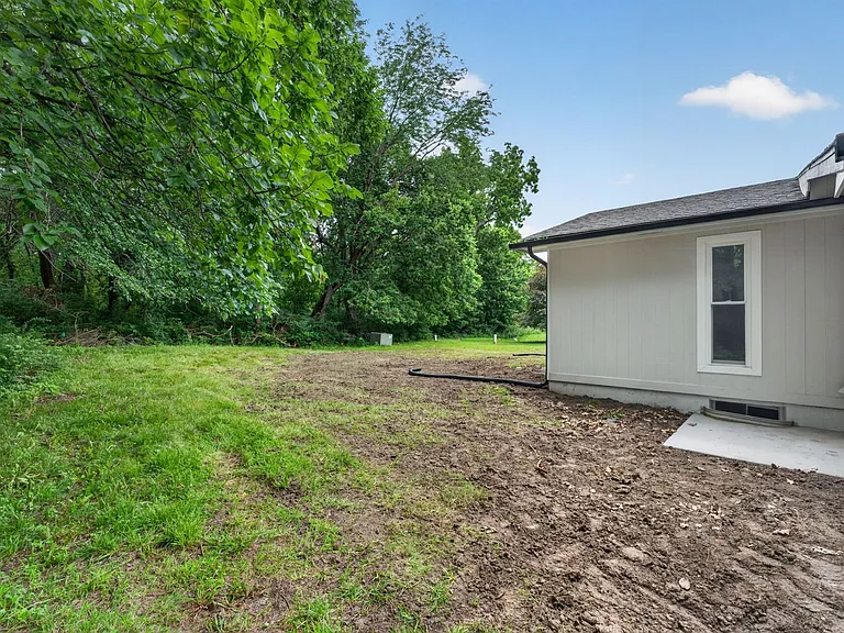 2111 Timber Creek Dr — Photo 34