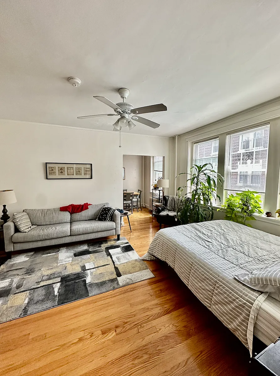 Building Photo - 125 Peterborough St #23