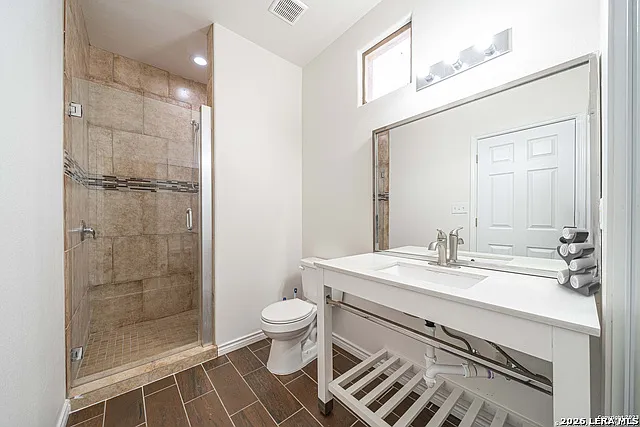 233 Esmeralda Dr — Photo 19