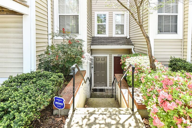 1st image of 2954 Yarling Ct