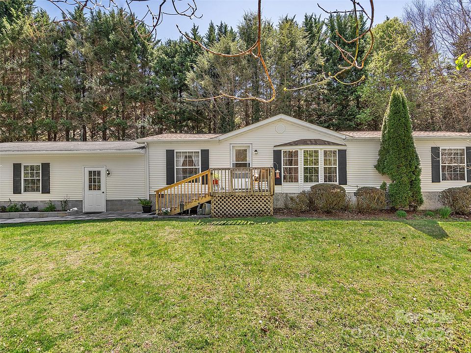 1st image of 68 Powderhorn Dr