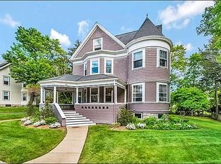 12 Ruskin St, West Roxbury, MA 02132