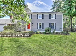 311 New Meadow Rd, Barrington, RI 02806