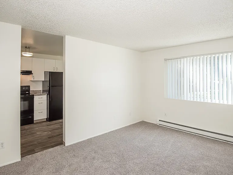 Fox Pointe — Photo 26